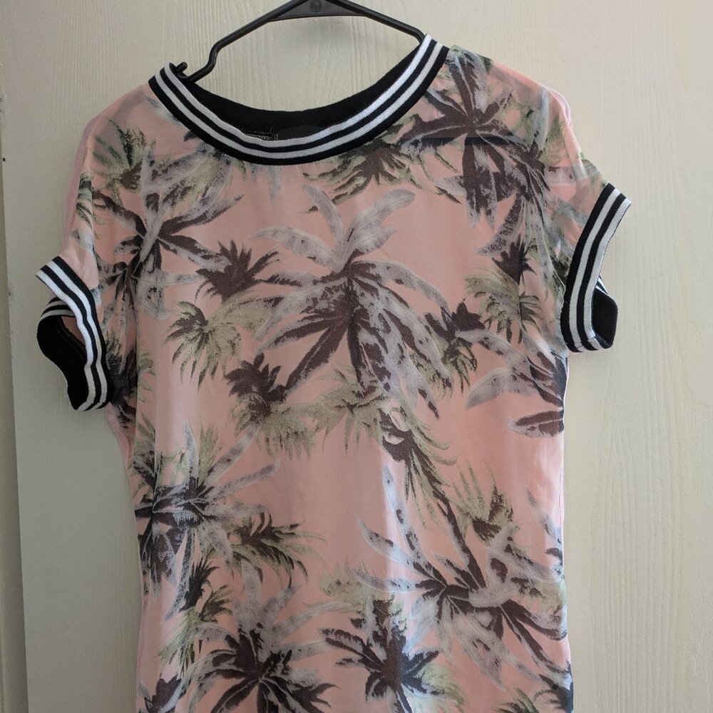 iJeans by Buffalo Sheer Pink Tropical Ringer Tee Size Small Summer Beach